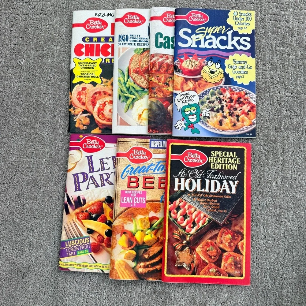 Vintage Betty Crocker‎ Creative Recipes Cookbook Booklet Lot of 7 1990 1991